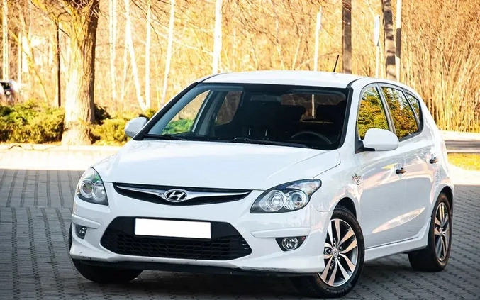 Hyundai I30 cena 22999 przebieg: 170000, rok produkcji 2010 z Lipno małe 407